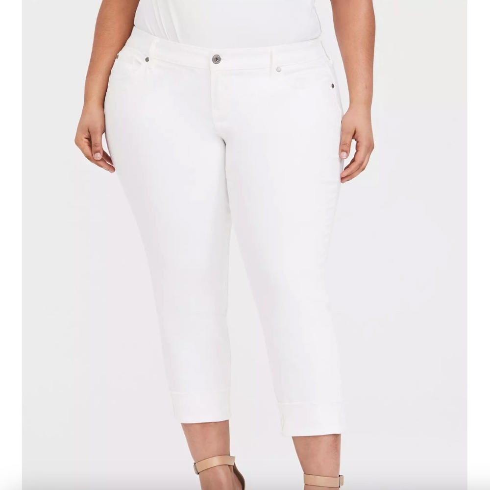 Torrid - Crop Mid Rise Straight Boyfriend Jean - Vintage Stretch White - 16 / 1X